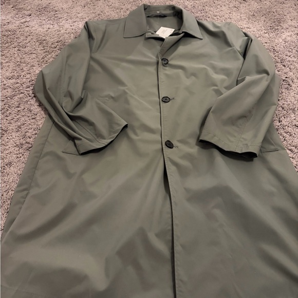 Zara Men's Sage Green Trench Coat - Picture 1 of 7